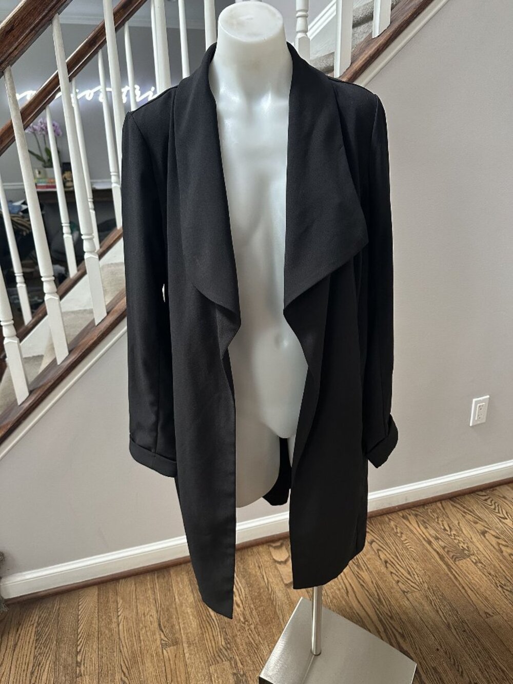 Bar III Black Waterfall Trench Size M